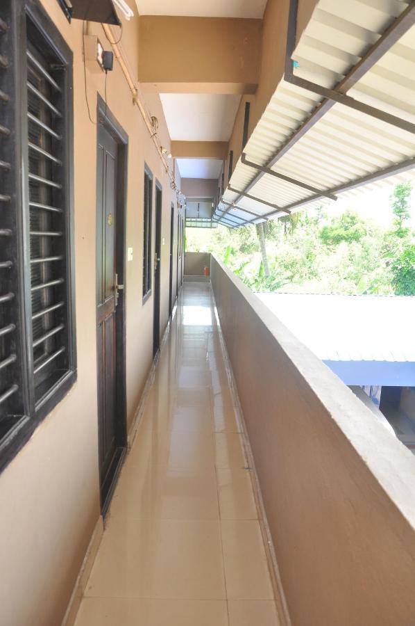 Hotel Temple City Papanasam Exterior foto